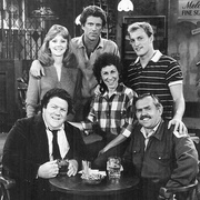 干杯酒吧 第一季 Cheers Season 1