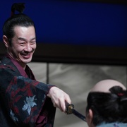 首