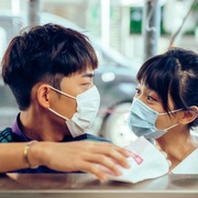 阖家辣 闔家辣