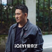 乌云之上