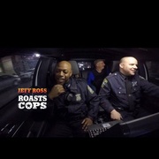 点击查看图片 警察蜀黍批斗大会 Jeff Ross Roasts Cops