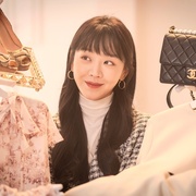 她死了 그녀가 죽었다