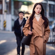 她死了 그녀가 죽었다