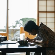 点击查看图片 双面少女 ウツボラ