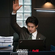 点击查看图片 假释审查官李韩信 가석방 심사관 이한신