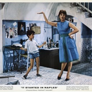 碧港艳遇 It Started in Naples