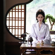 桃花映江山