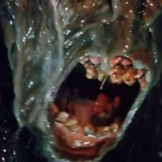 融掉低等生物 Class of Nuke 'Em High