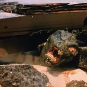 融掉低等生物 Class of Nuke 'Em High
