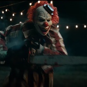玉米地小丑 Clown in A Cornfield