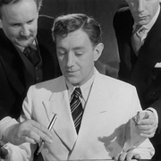 白衣怪客 The Man in the White Suit