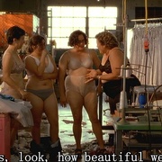真女有形 Real Women Have Curves
