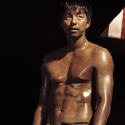 嫌疑人 용의자