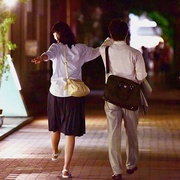 每天回家都会看到老婆在装死 家に帰ると妻が必ず死んだふりをしています。