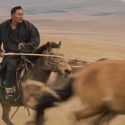 秋丰满月时 Эргэж ирэхгүй намар