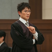 法官李汉英 판사 이한영