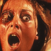 点击查看图片 生人回避2 Zombi 2
