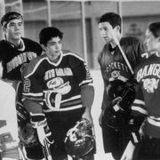 点击查看图片 野鸭变凤凰2 D2: The Mighty Ducks
