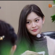 为爱闪耀的她