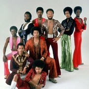 地，风与火：成为天上星 vs. 世间重 Earth, Wind & Fire (To Be Celestial vs. That's the Weight of the World)