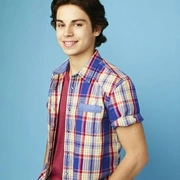 点击查看图片 寄养家庭 第一季 The Fosters Season 1