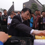 围之棋 The Surrounding Game