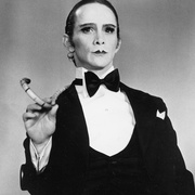 歌厅 Cabaret