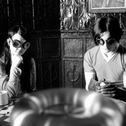 咖啡与香烟 Coffee and Cigarettes