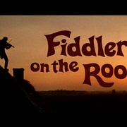 点击查看图片 屋顶上的小提琴手 Fiddler on the Roof