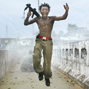 洪德罗斯 Hondros