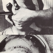 一条安达鲁狗 Un chien andalou