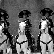 点击查看图片 神勇三蛟龙 ¡Three Amigos!