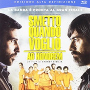 点击查看图片 玩命毒师3:荣誉之名 Smetto quando voglio: Ad honorem