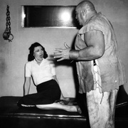 大话原子人之怪兽娶亲 Bride of the Monster