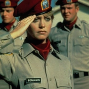 小迷糊当大兵 Private Benjamin