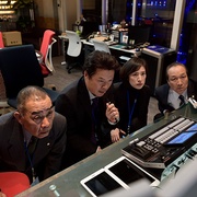 紧急审讯室2 緊急取調室2
