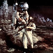 最先登上月球的人 First Men in the Moon