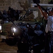这个警察不太冷 L'enquête corse