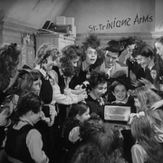 点击查看图片 荒唐女校 The Belles of St. Trinian's