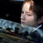 特别响，非常近 Extremely Loud and Incredibly Close