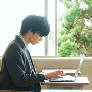 点击查看图片 小说之神 小説の神様 君としか描けない物語