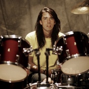 点击查看图片 喷火战机:来回 Foo Fighters Back and Forth
