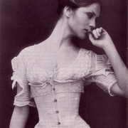 点击查看图片 茶花女 La storia vera della signora dalle camelie