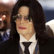 迈克尔·杰克逊：偶像的一生 Michael Jackson: The Life of an Icon