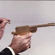 007之金枪人 The Man with the Golden Gun